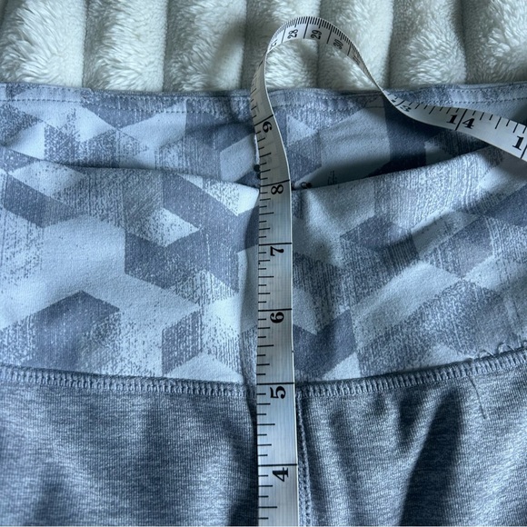 Tuff Athletics Womens Small Lowrise Grey Capri Leggings - Picture 7 of 10